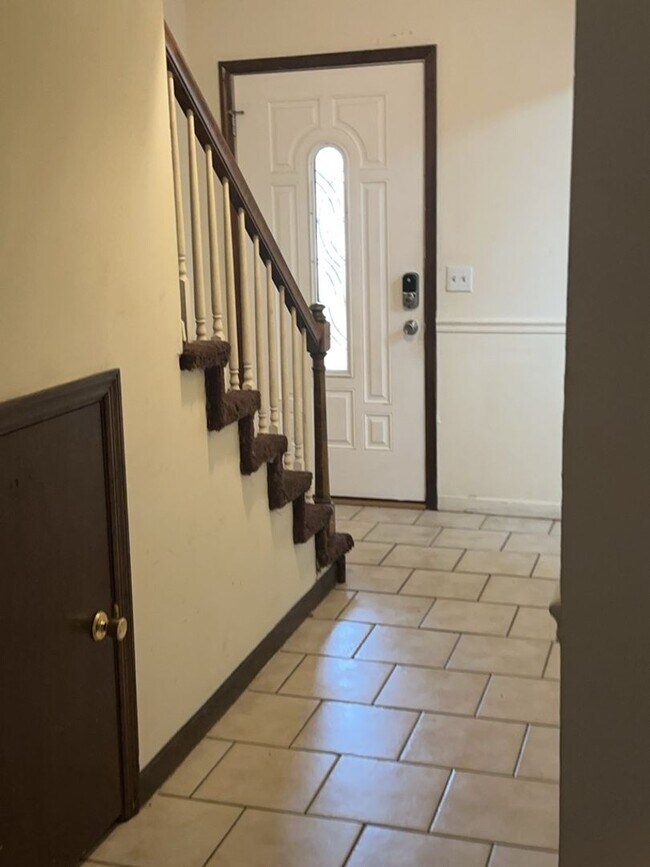 Foto del edificio - 4145 Willard Dr