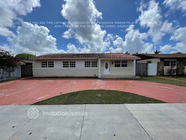 Building Photo - 10310 SW 4th St