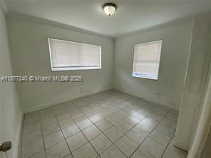 Foto del edificio - 2215 Adams St