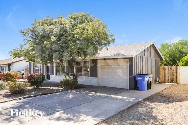 Foto del edificio - 14838 N 38th St