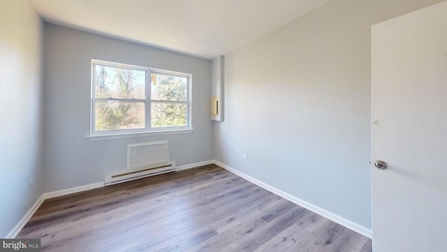 Foto del edificio - 758-758 E 25th St