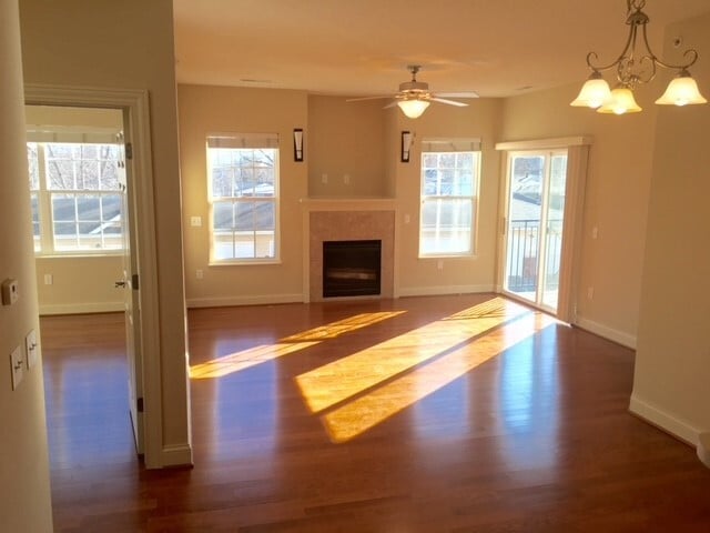 Building Photo - 600 Grandview Ct