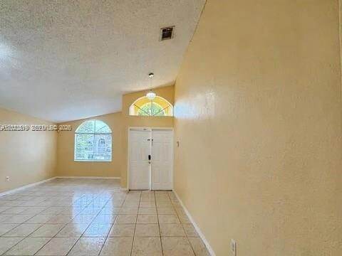 Foto del edificio - 15339 SW 32nd Terrace
