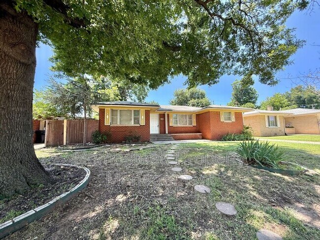 Photo - 4208 NW 21st St House