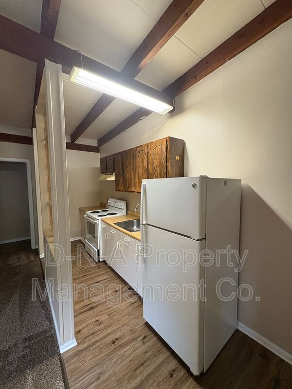 Building Photo - 114 Cabanna Ln