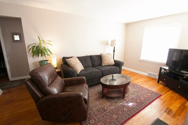 Building Photo - 2995 Leyden St