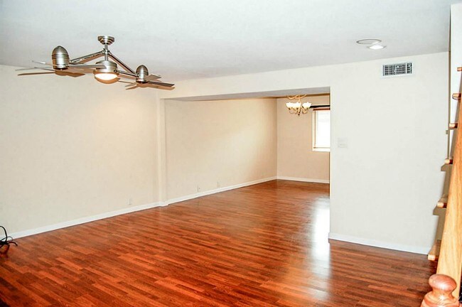 Foto del edificio - 8102 Amelia Rd