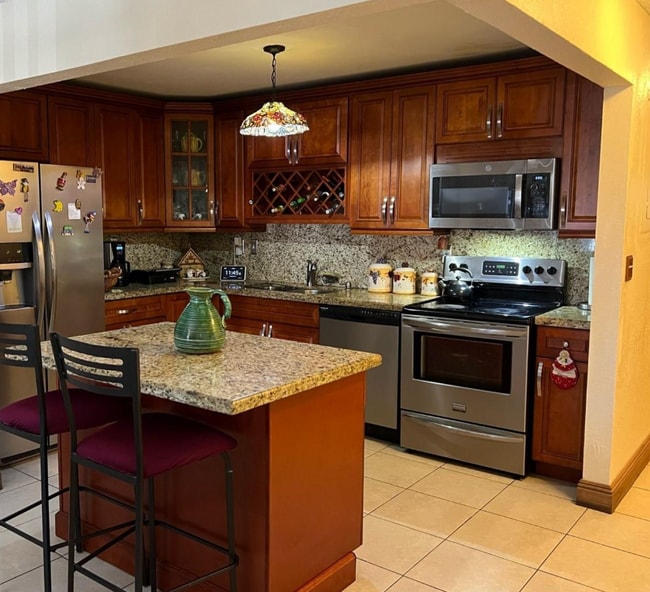 Foto del edificio - 18839 NW 64th Ct