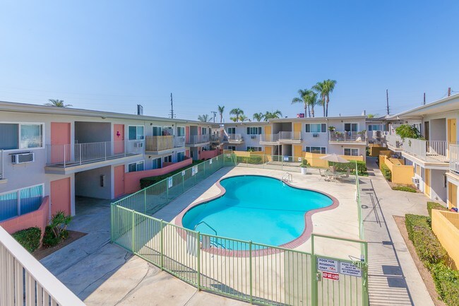 Sandpiper Apartments Whittier Ca Building Photo Sandpiper Apartments