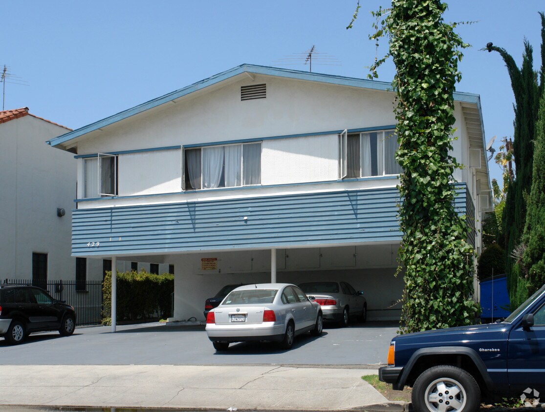 Foto del edificio - 429 S Sherbourne Dr