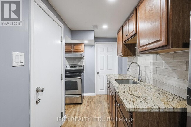 Building Photo - 210 Miller Dr