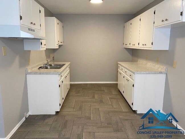 Foto del edificio - For Rent - 2 Bed/ 1 Bath Home in Lake Concho Annex