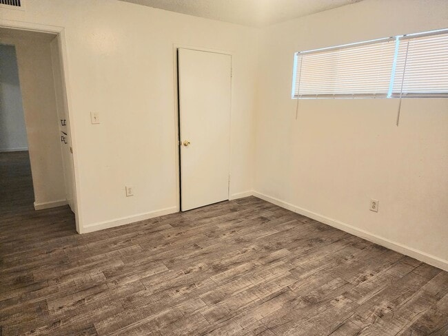 Building Photo - 107-109 Woodrow Ave.