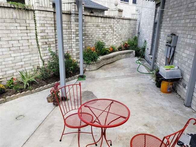 Foto del edificio - 7262 Regency Square Ct