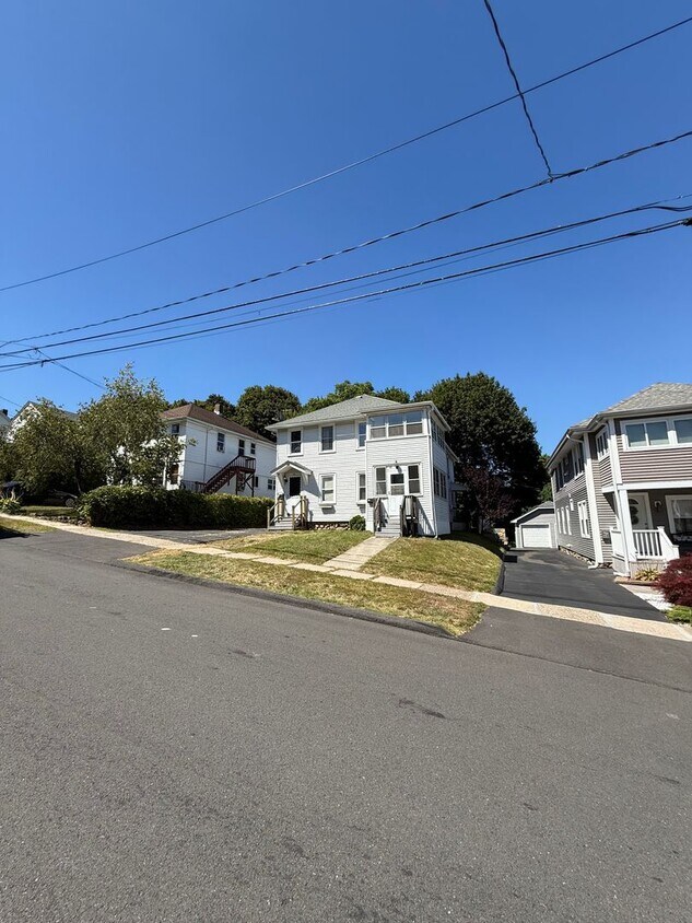 Foto principal - 48-50 Putnam St