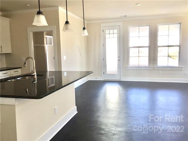 Foto del edificio - 1246 Badger Ct