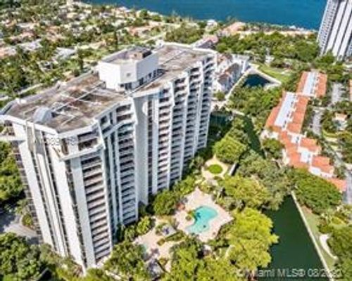 Foto del edificio - 1000 Quayside Terrace