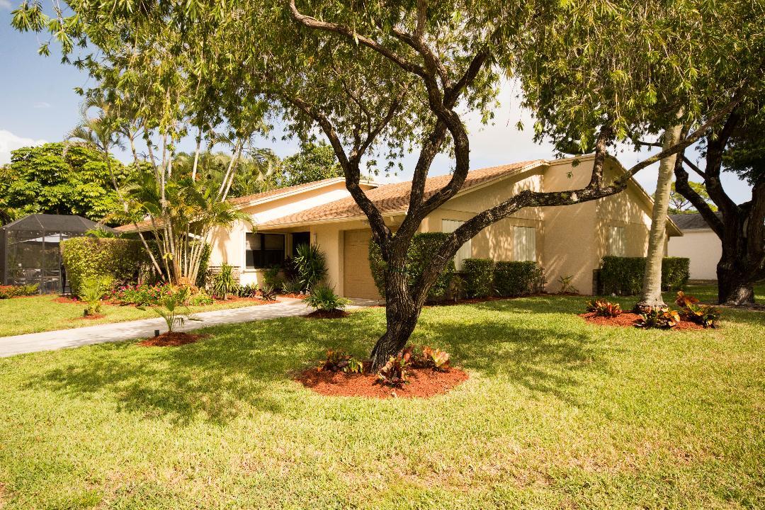 2525 NW 9th St, Delray Beach, FL 33445 House for Rent in Delray Beach, FL