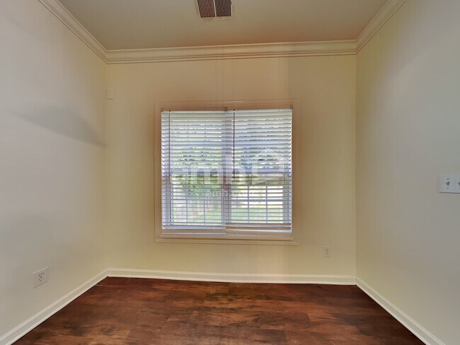 Foto del edificio - 13513 Michael Lynn Rd