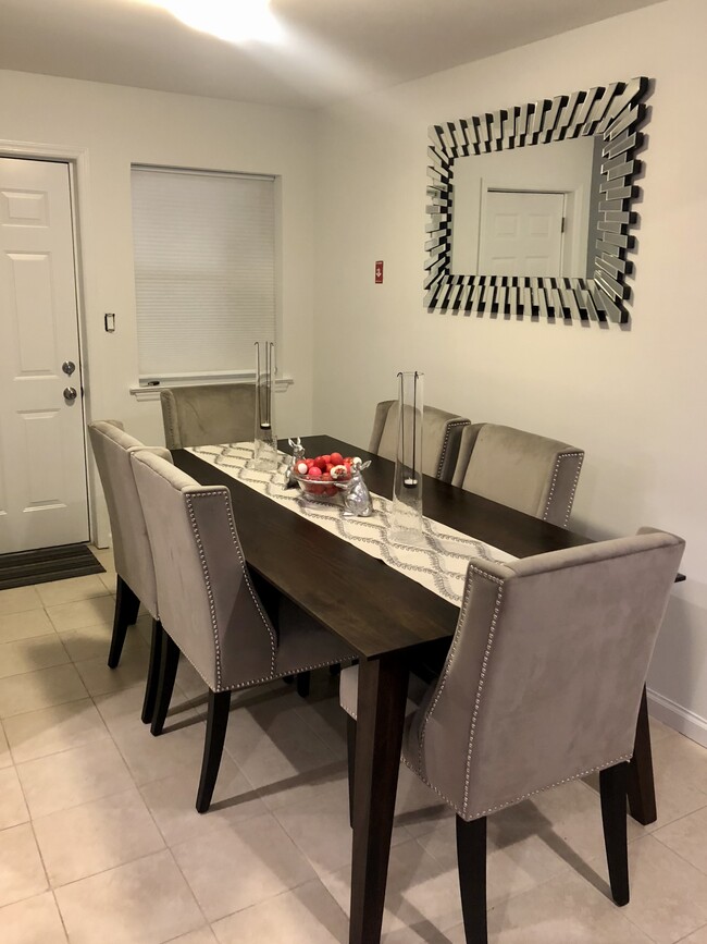 Dining Room - 121 Glenwood Rd