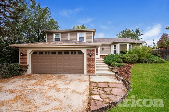 Building Photo - 5528 Old Farm Cir E