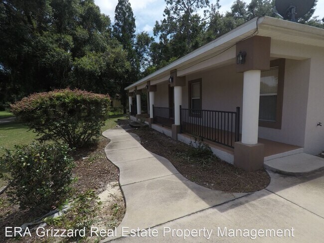 Foto del edificio - 3 br, 2 bath House - 803 Powell St