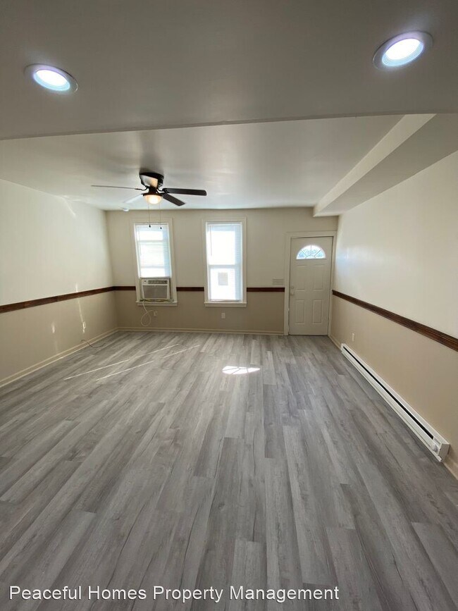 Building Photo - 4 br, 2.5 bath House - 347 N 2nd St