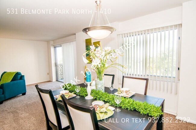 Foto del edificio - 531 Belmonte Park N