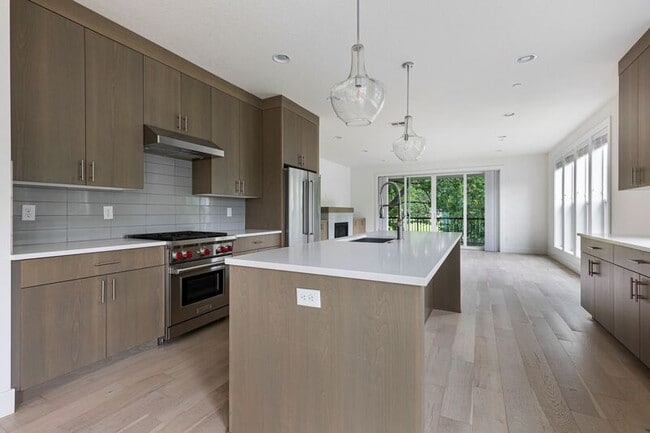 Foto del edificio - 2220 SE Lambert St