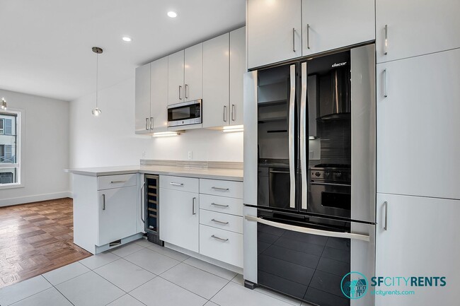 Building Photo - Outer Sunset: Remodeled Single-Family Home...