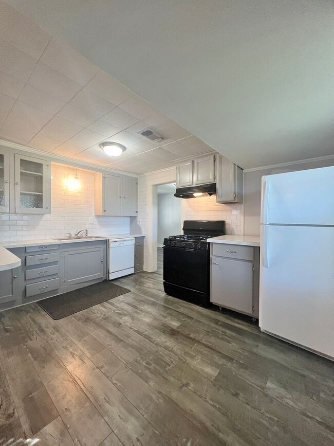 Building Photo - Nice 2/2 in Weatherford For Rent!