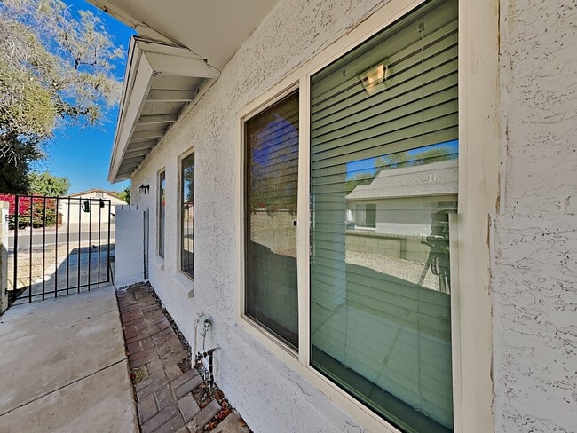 Foto del edificio - 7303 W Shaw Butte Dr
