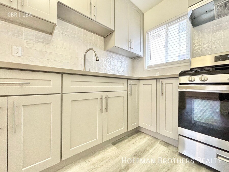 Foto principal - 251 Loma Drive Los Angeles, CA 90026