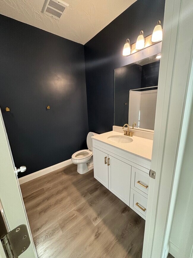 Private bathroom. - 5801 S Garnet Dr