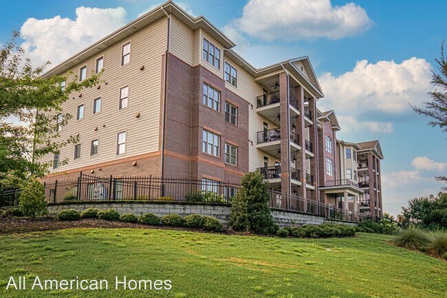 Foto del edificio - 3 br, 2.5 bath House - 220 HUGH SHELTON LO...