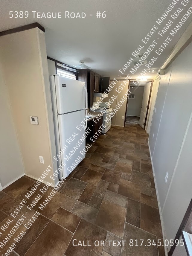 Foto del edificio - 5389 Teague Rd