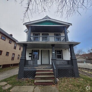 Building Photo - 2810 E 120th St
