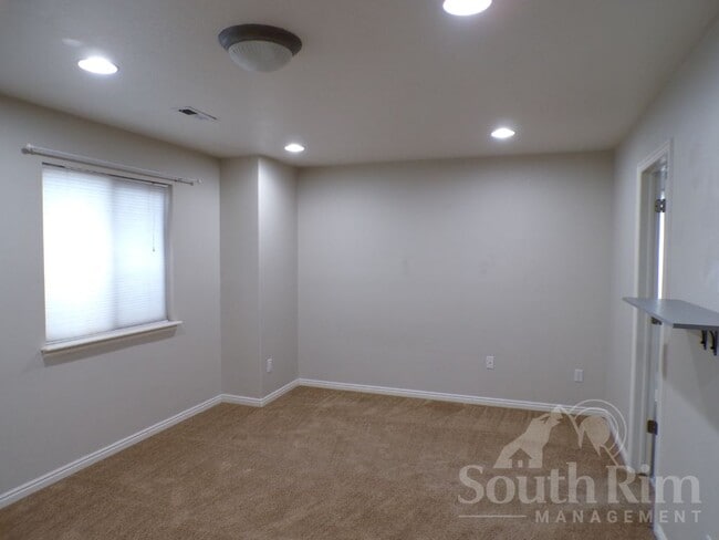 Building Photo - 1132 S 1800 E