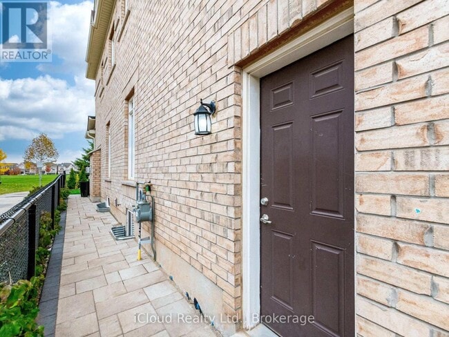 Building Photo - 109 Kaitting Trail