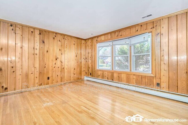 Building Photo - 5517 Flower Ave