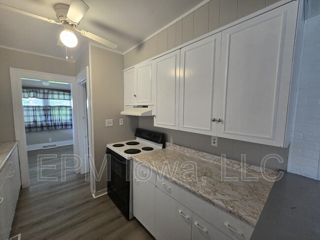 Foto del edificio - 1124 Kern St