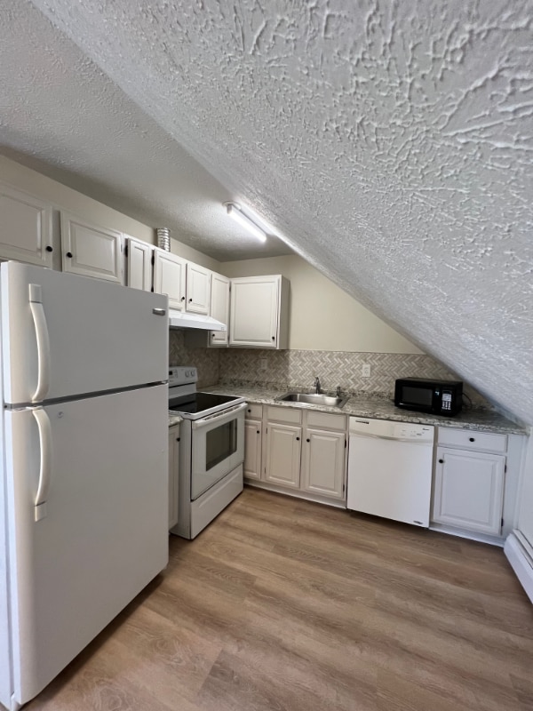 Foto del edificio - 891 Mammoth Rd