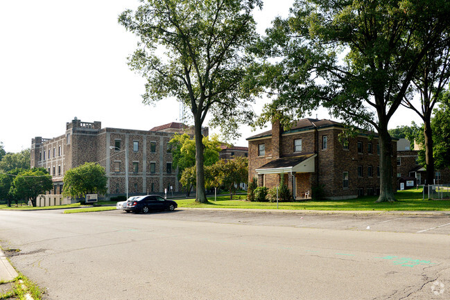 Foto del edificio - Stouder Center