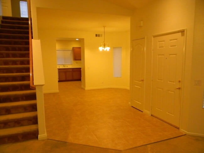 Building Photo - 1479 Cottonwood St