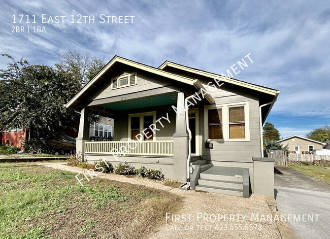 Photo - 1711 E 12th St House