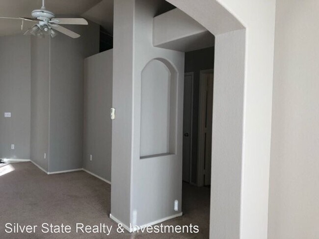 Foto del edificio - 3 br, 2 bath House - 6615 Elk Creek Ln