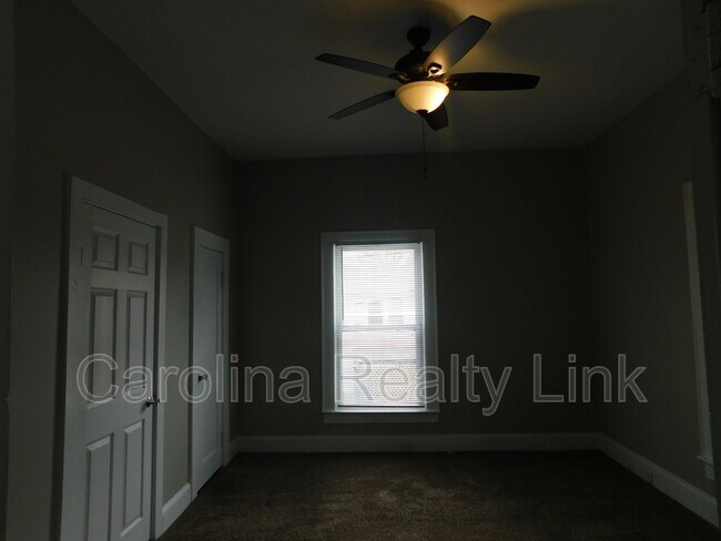 Foto del edificio - 85 Crowell Dr NW