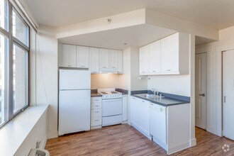 1BR, 1BA - 440 SF - Quintessa Apartments