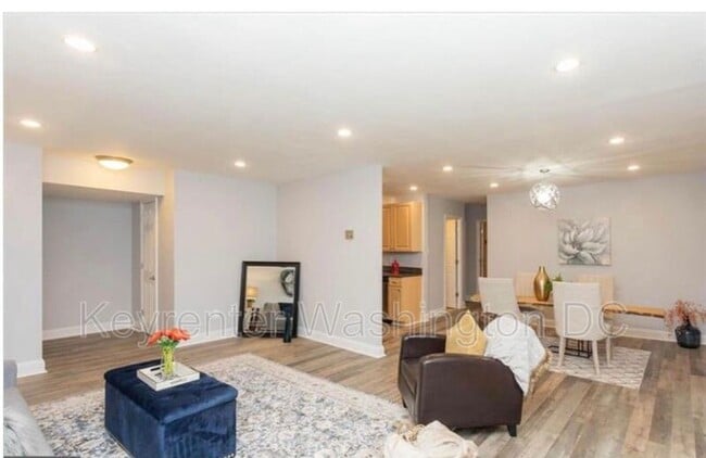 Photo - 1001 Chillum Rd Apartment