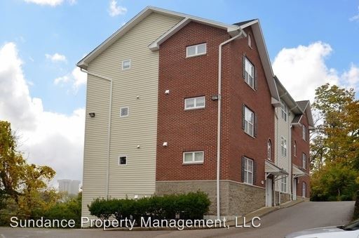 Primary Photo - 2700 University Ct